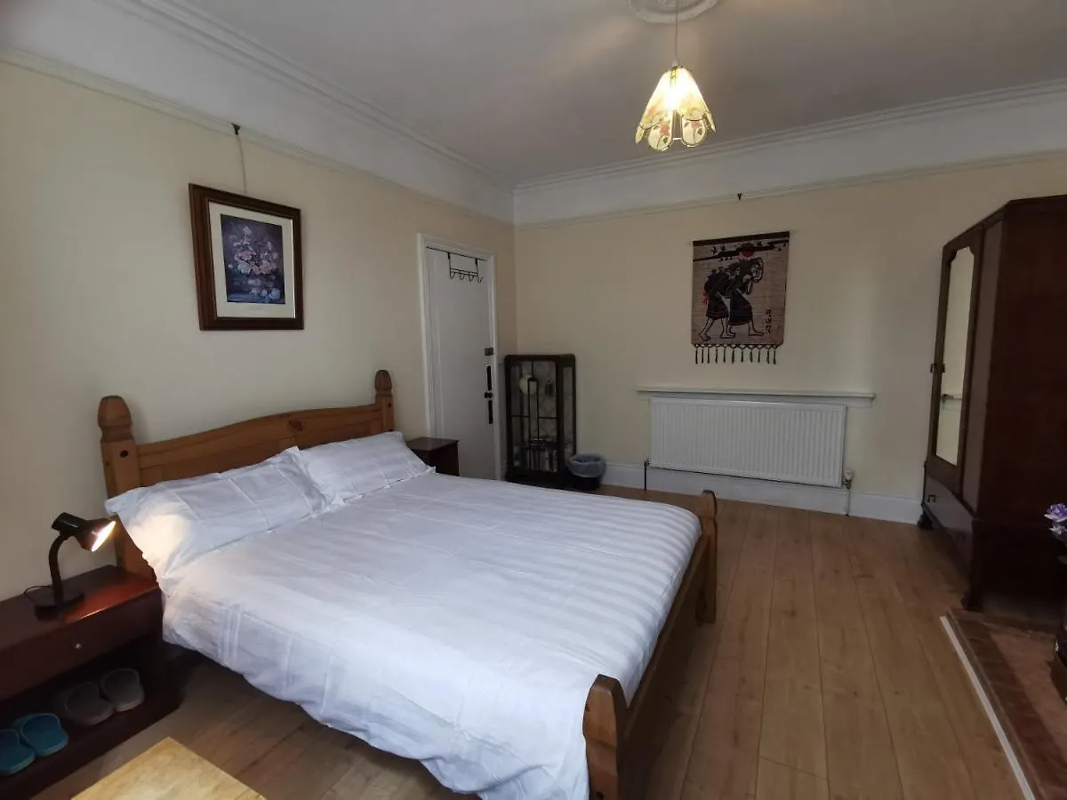 *** Guest house Populus House United Kingdom
